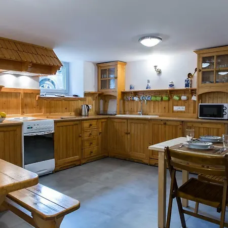 Zbikowka Rum i privatbostad *